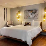 Tropical Townhouse 3 Bedrooms Seminyak